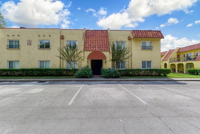 3918 La Mirada Dr N in Jacksonville, FL - Foto de edificio - Building Photo