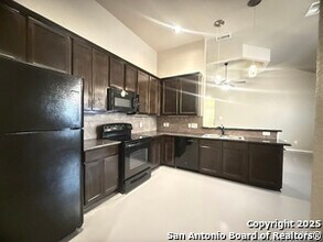 254 Rosalie Dr in New Braunfels, TX - Building Photo - Building Photo
