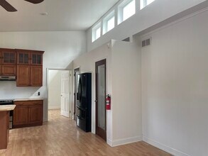 807 Sarah St in Stroudsburg, PA - Building Photo - Building Photo