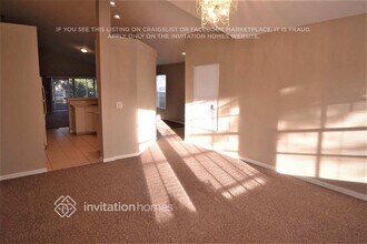 6718 Cambridge Park Dr in Apollo Beach, FL - Building Photo - Building Photo