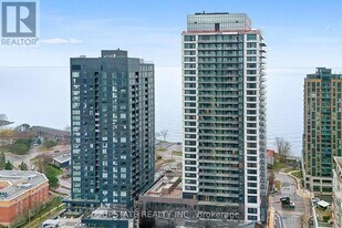 2075 Lakeshore Rd. in Burlington, ON - Building Photo
