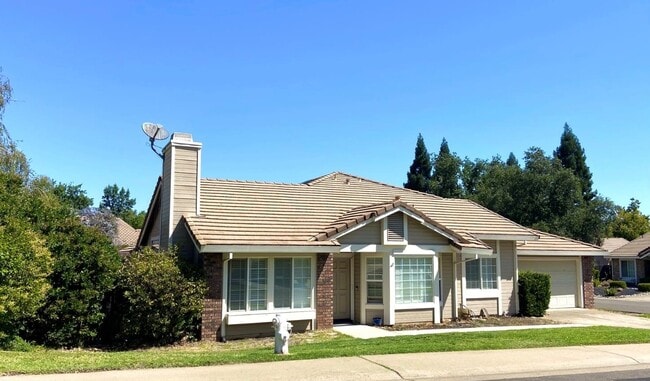 15071 Cozumel Dr in Rancho Murieta, CA - Building Photo - Building Photo