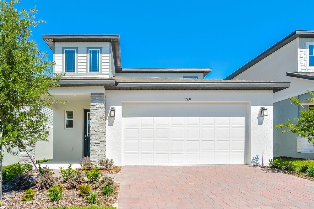 2431 Gold Dust Dr in Minneola, FL - Building Photo