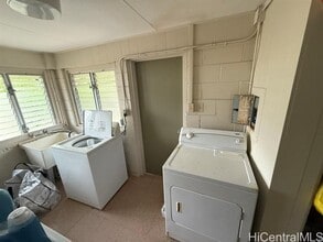 1241 17th Ave in Honolulu, HI - Building Photo - Building Photo