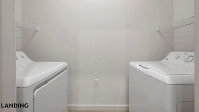 1200 Riverfront Dr, Unit 1322 in Little Rock, AR - Building Photo - Building Photo