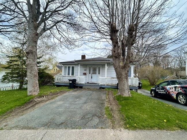 property at 31 Allandale Rd