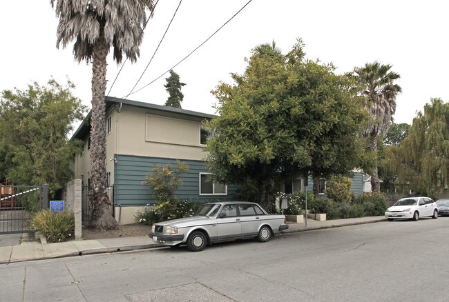 216 Blackburn St in Santa Cruz, CA - Building Photo - Building Photo