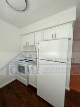 3741 SW 59 Ter in Fort Lauderdale, FL - Building Photo - Interior Photo