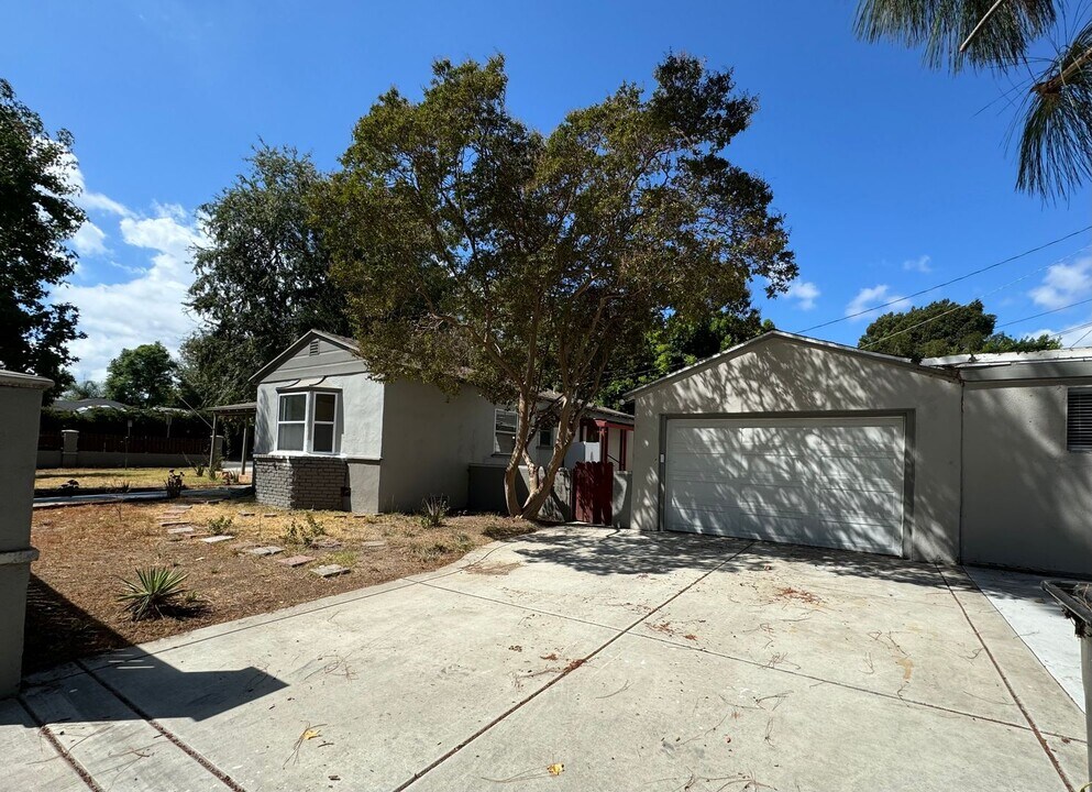 12003 Hartsook St-Unit -ADU in Los Angeles, CA - Building Photo