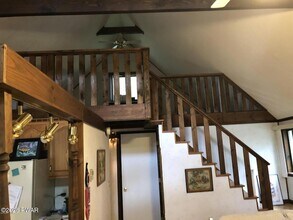 159 Spring Dr in Dingmans Ferry, PA - Foto de edificio - Building Photo