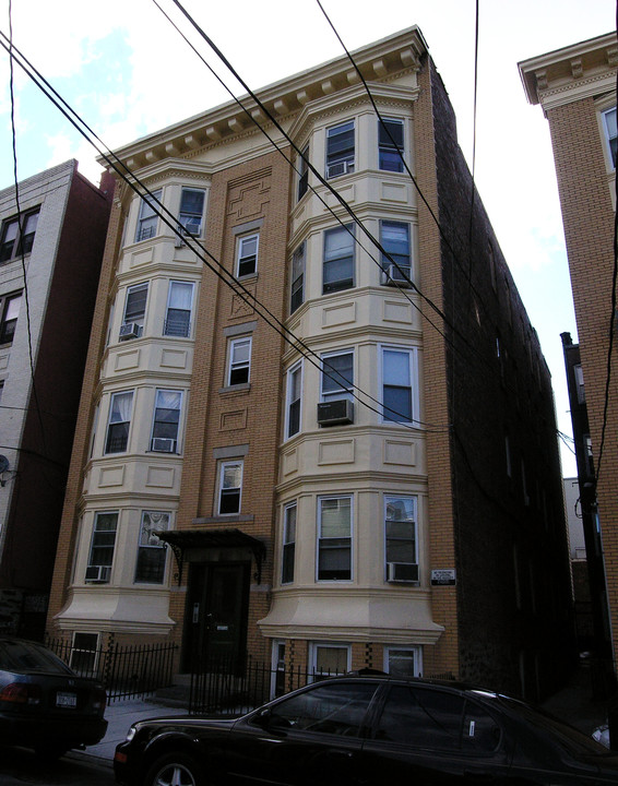 42 Cliff St in Yonkers, NY - Foto de edificio