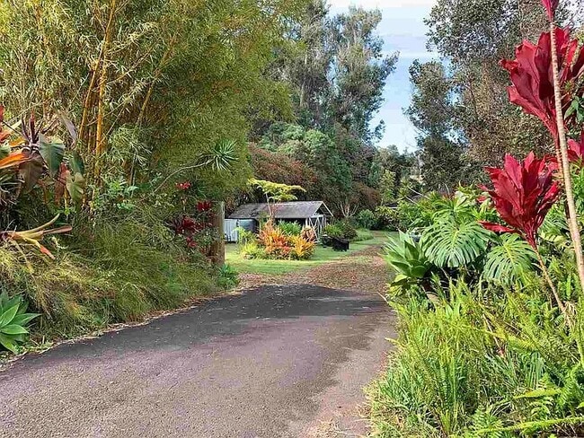 2190 Piiholo Rd in Makawao, HI - Building Photo - Building Photo