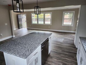 2078 Perkerson Rd SW in Atlanta, GA - Building Photo - Building Photo