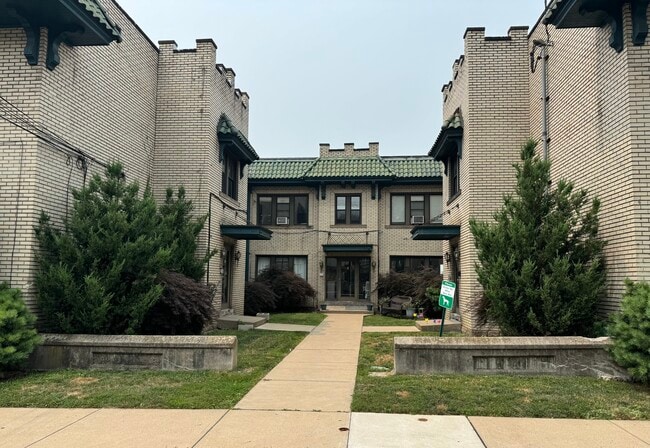 property at 2816 Broadway Ave