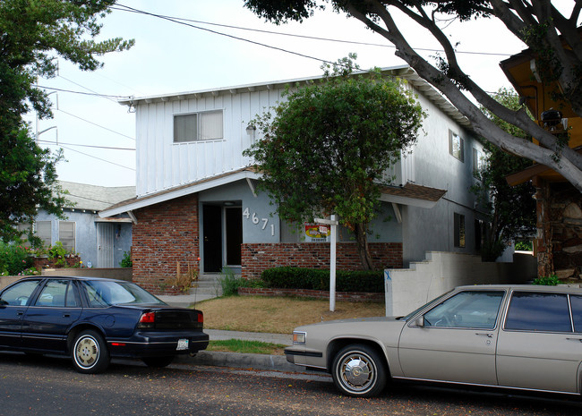 4671 W 116th St in Hawthorne, CA - Building Photo - Building Photo