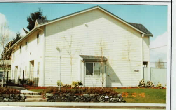 4660 N Pearl St in Tacoma, WA - Building Photo - Building Photo