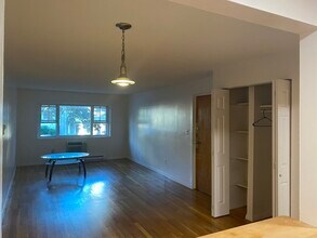 22 Laurel St in Somerville, MA - Building Photo - Building Photo