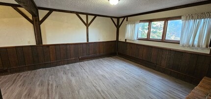 1422 Ash Dr in Bozeman, MT - Building Photo - Building Photo