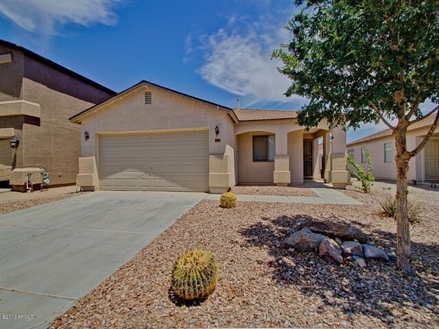 1212 E Renegade Trl in San Tan Valley, AZ - Building Photo