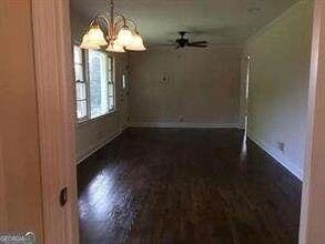 1655 Flintwood Dr SE in Atlanta, GA - Foto de edificio - Building Photo