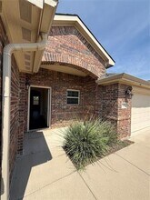7209 Hackberry Ct in Granbury, TX - Building Photo - Building Photo