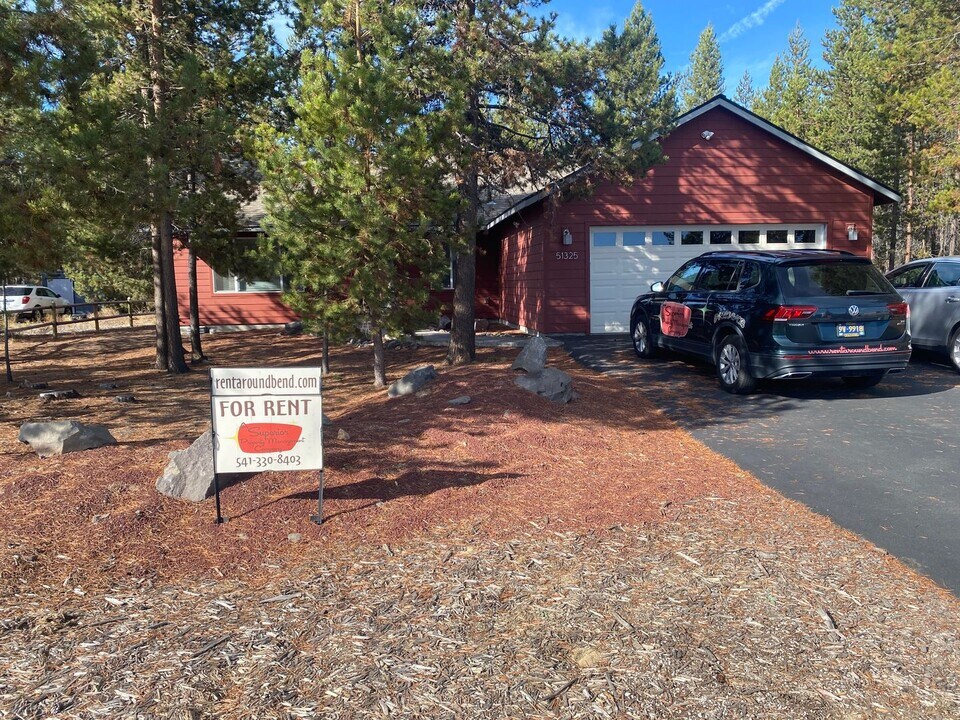 51325 Mitts Way in La Pine, OR - Building Photo