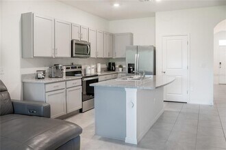 1610 Colt Creek Pl in Wesley Chapel, FL - Building Photo - Building Photo