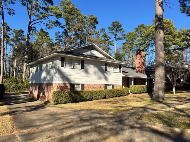 2810 Roanoke Ln in Tyler, TX - Building Photo - Building Photo