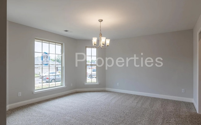 5961 Uselton Dr in Southaven, MS - Building Photo - Building Photo