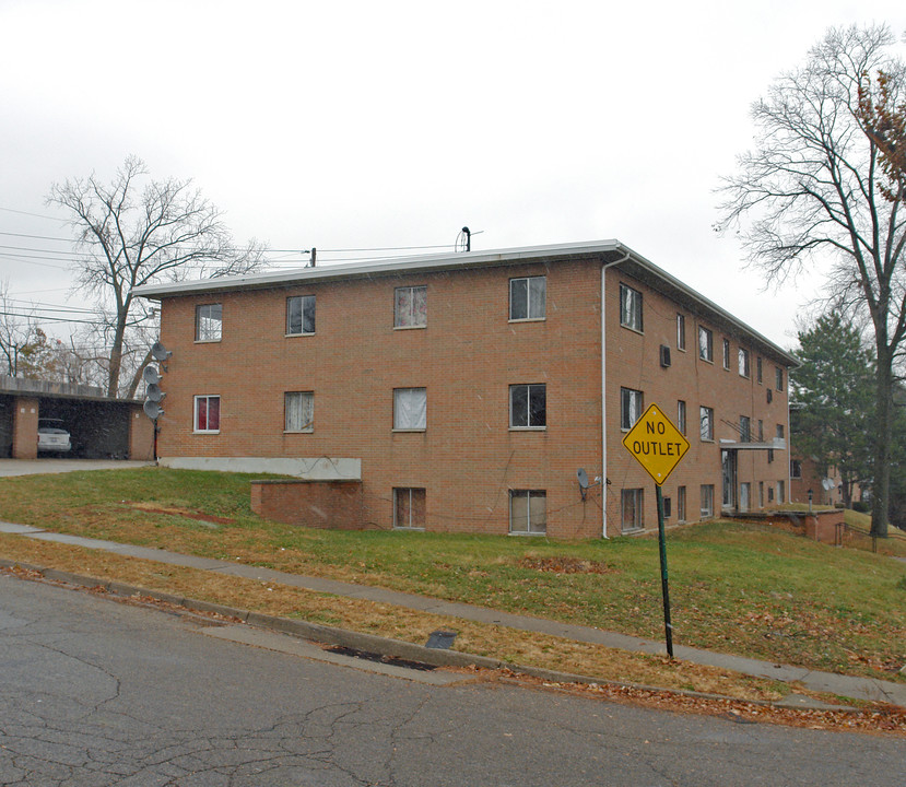 1707 Radio Rd in Dayton, OH - Foto de edificio