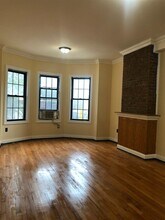 41 Van Reypen St-Unit -1L in Jersey City, NJ - Building Photo - Building Photo