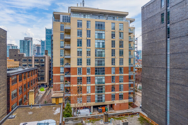 Quad Lofts 2 in Toronto, ON - Building Photo - Building Photo