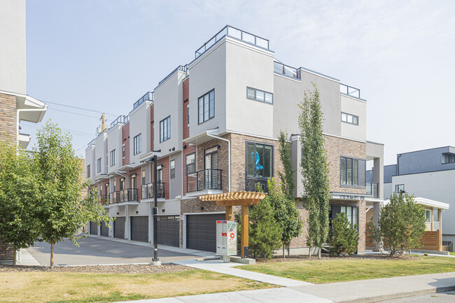 Brooklyn Townhomes in Calgary, AB - Building Photo - Primary Photo