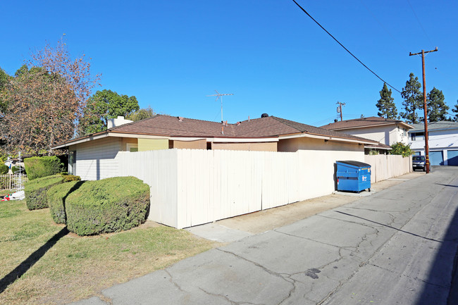 13302 Verde St in Garden Grove, CA - Building Photo - Building Photo