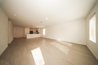 9204 SW 20th St in Oklahoma City, OK - Building Photo - Building Photo