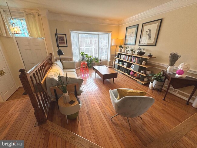 8732 Stone Hill Pl in Springfield, VA - Building Photo - Building Photo