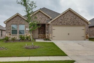 603 Smokey Trail in Princeton, TX - Building Photo
