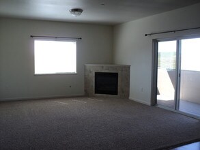 280 Baker St-Unit -APT 201 in Moscow, ID - Building Photo - Building Photo