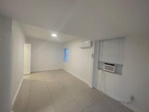 919 2nd St in West Palm Beach, FL - Building Photo - Building Photo