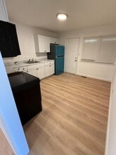 2607 N Madison Ave in Wichita, KS - Building Photo - Building Photo