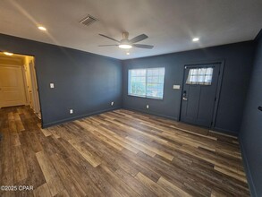106 N Macarthur Ave in Panama City, FL - Building Photo - Building Photo