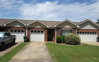 115 Woodmere Dr in Enterprise, AL - Building Photo