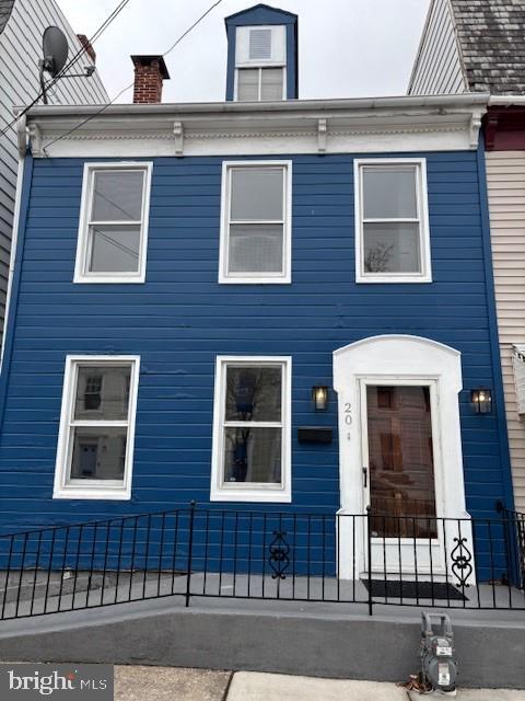 property at 20 W South St
