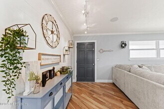 256 Baisden Rd in Jacksonville, FL - Building Photo - Building Photo