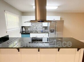 1001 SW 101st St in Oklahoma City, OK - Building Photo - Building Photo