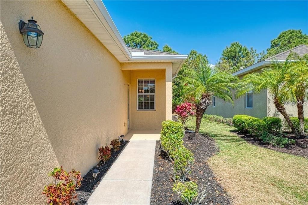 11986 Tempest Harbor Loop in Venice, FL - Building Photo