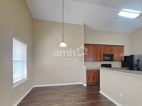1034 Riverwood Dr in Dickinson, TX - Building Photo - Building Photo