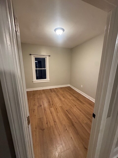 21 Barrett St, Unit 3 in Fall River, MA - Building Photo - Building Photo