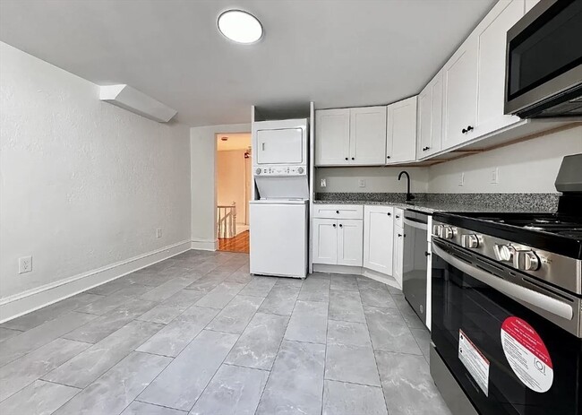 property at 2 Bird St
