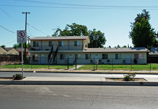 4805 E Balch Ave in Fresno, CA - Building Photo - Building Photo